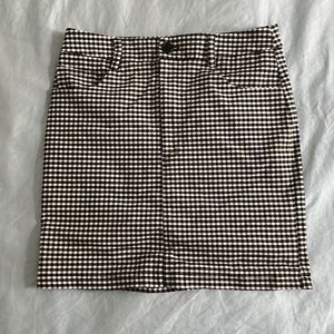 Checkered mini skirt
